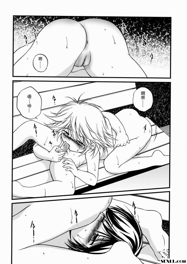 夜間綻放的花朵